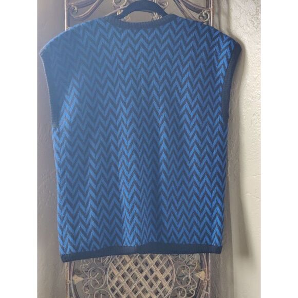 Vintage Pendleton Wool Sweater Vest Womens Size L Blue Black Chevron Pockets - Picture 11 of 11